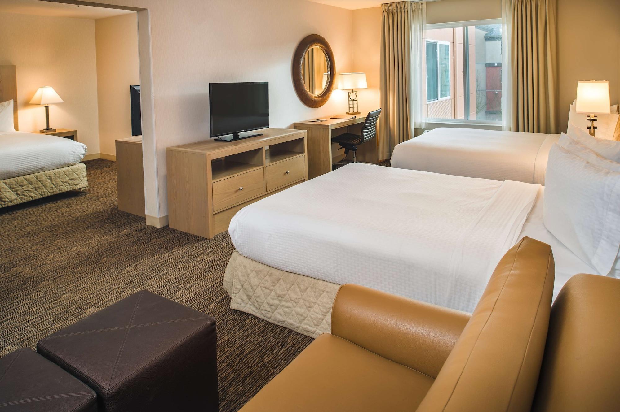 Doubletree By Hilton Olympia Hotel Bagian luar foto