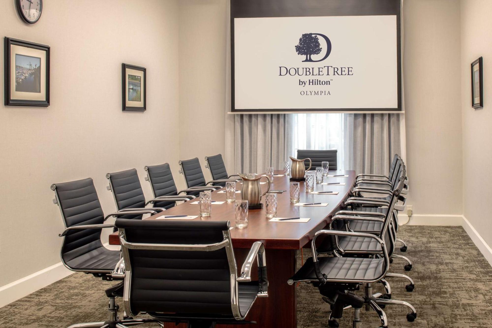 Doubletree By Hilton Olympia Hotel Bagian luar foto